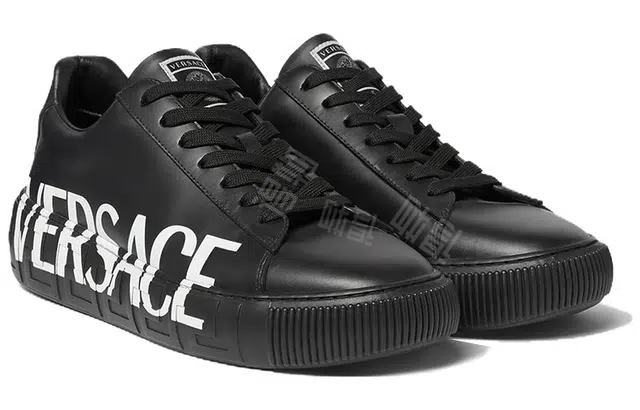 VERSACE