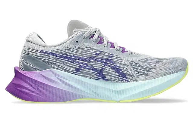 Asics Novablast 3