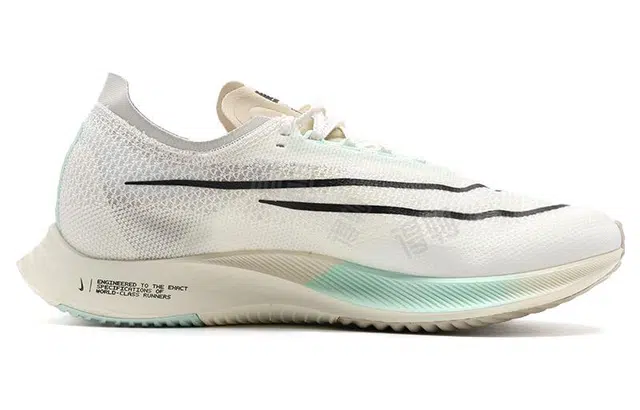 Nike ZoomX Streakfly