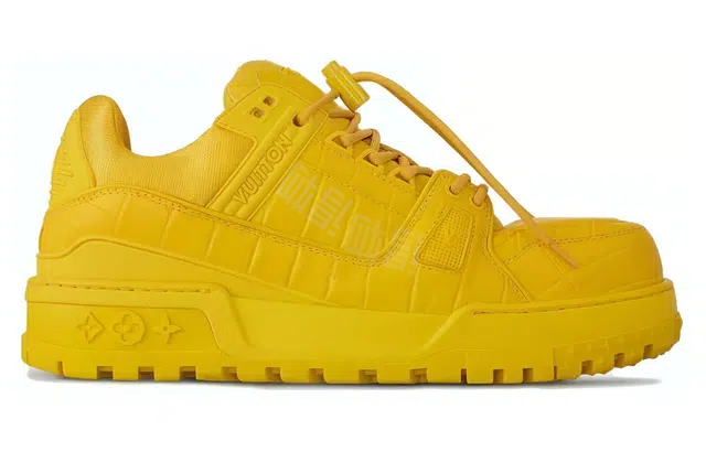 LOUIS VUITTON Trainer Maxi
