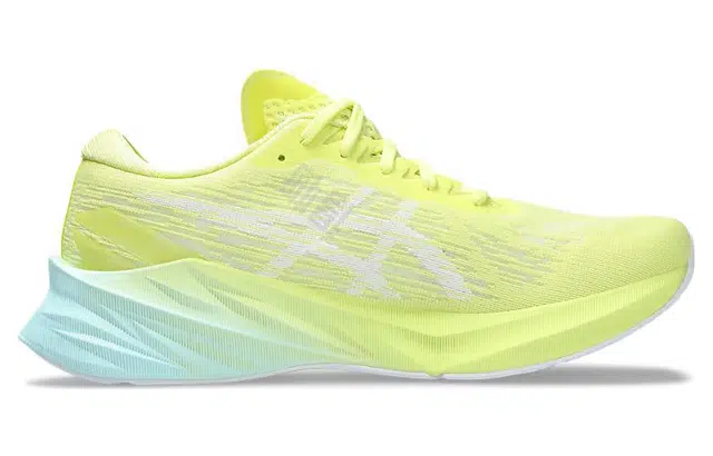 Asics Novablast 3