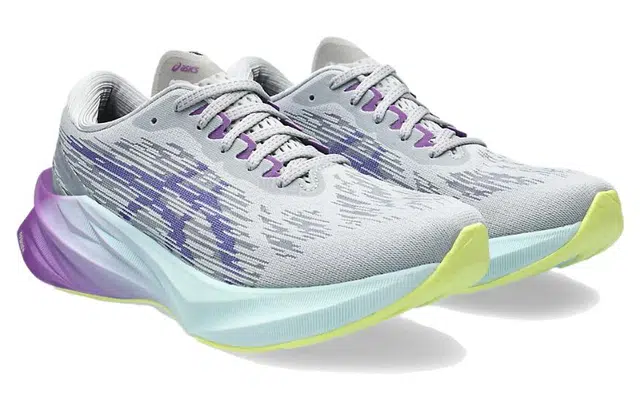 Asics Novablast 3