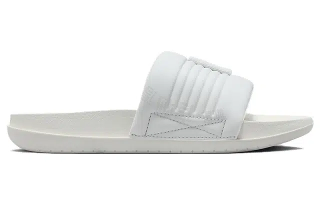 Nike Offcourt Adjust