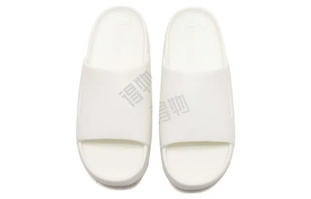 Nike Calm Slide