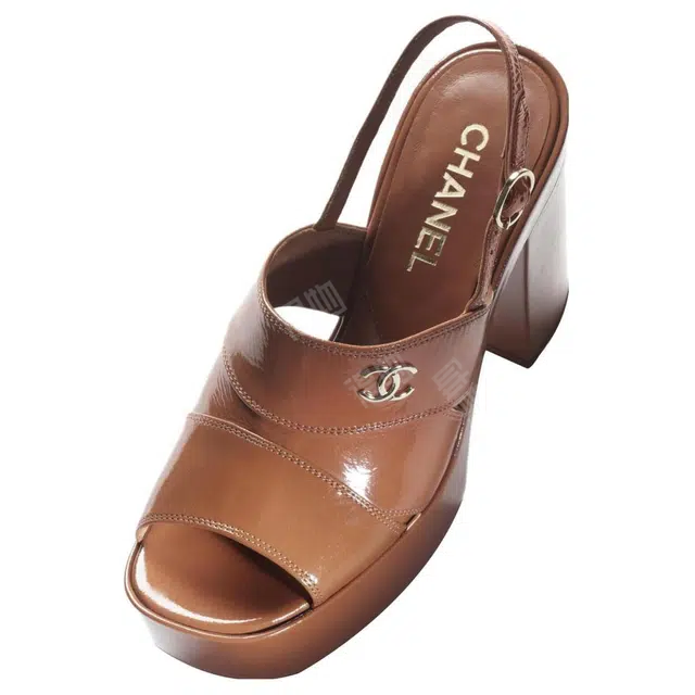 CHANEL 10.5cm