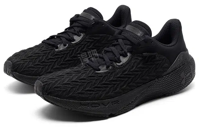 Under Armour HOVR Machina 3
