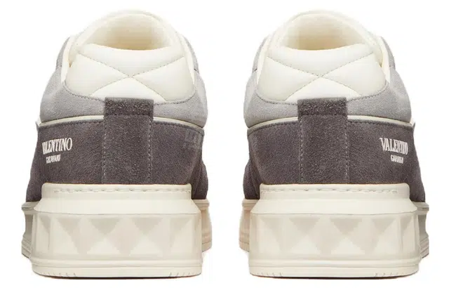 Valentino One Stud