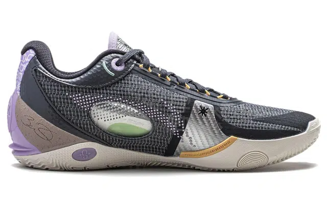 LiNing 808 III Ultra