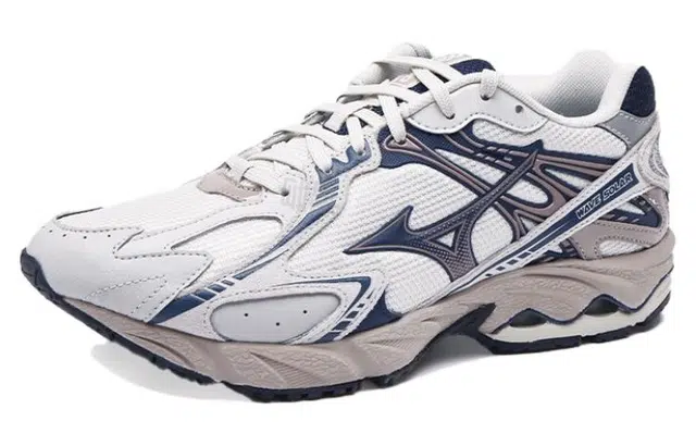Mizuno Wave Solar V2