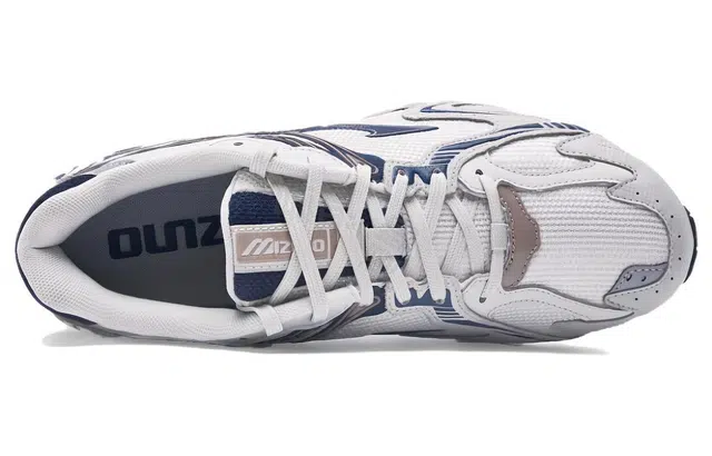 Mizuno Wave Solar V2
