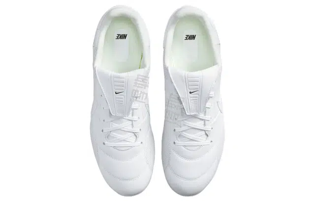 Nike Premier 3