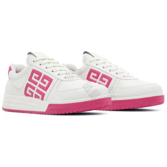 GIVENCHY G4