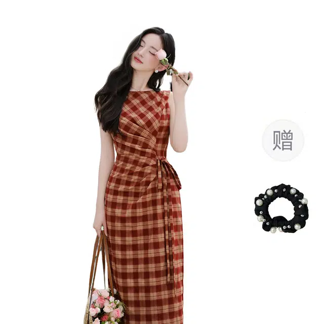 雾闪闪 格子圆领复古风高腰无袖连衣裙 女款