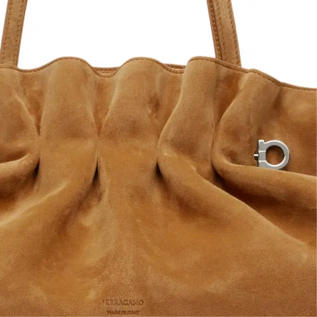 FERRAGAMO Logo