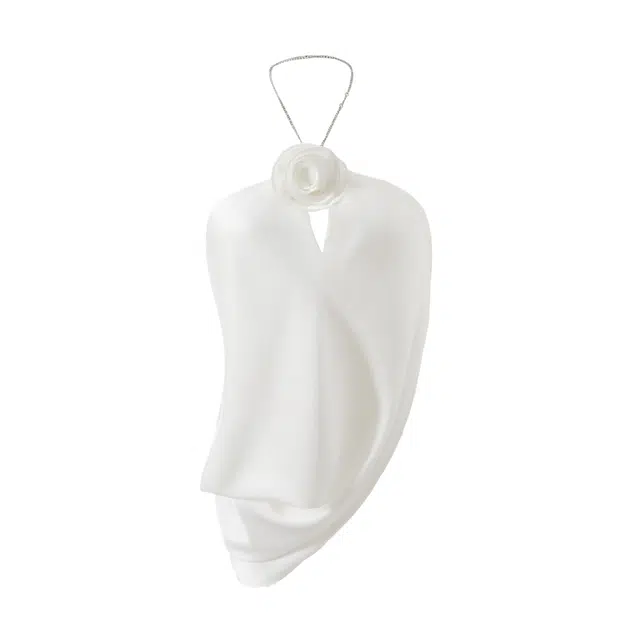 花山家的猫 甜美设计感高级缎面花朵金属链条吊带挂脖抹胸上衣纯色阔腿牛仔裤休闲套装 女款