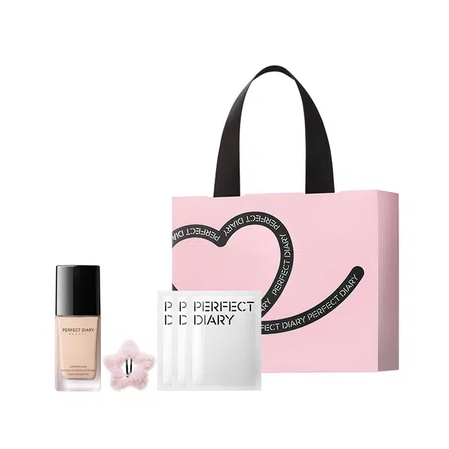 完美日记 轻薄经典小黑盖粉底液 自然持久奶油肌哑光滋润修饰肤色 五分钟出门元气氧气底妆素颜裸色黄皮友好 粉酷礼袋装品牌周边