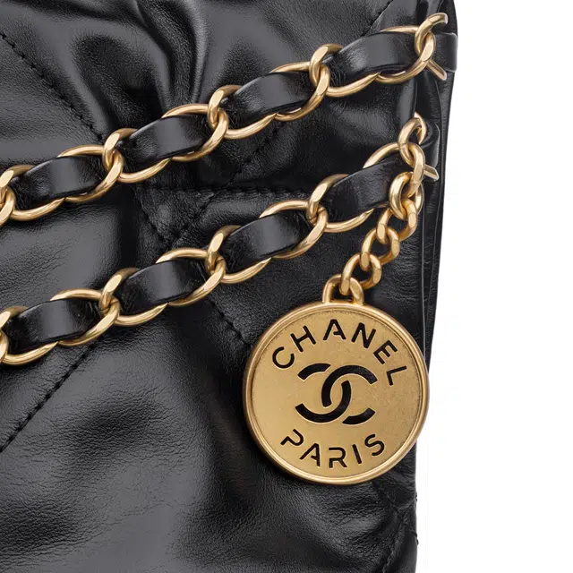 CHANEL 22Bag Tote