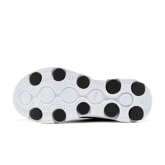 Skechers WOMEN'S GO ULTRAGO