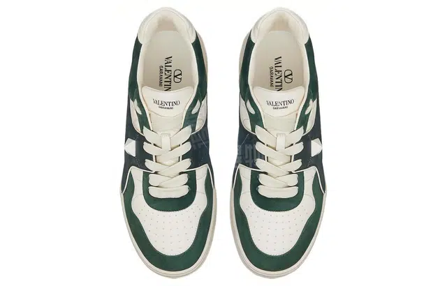 Valentino One Stud