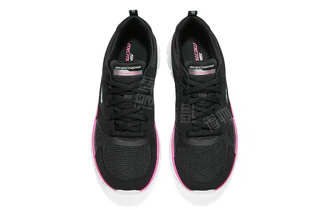 Skechers