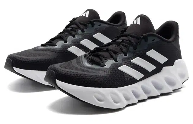 adidas Switch Run
