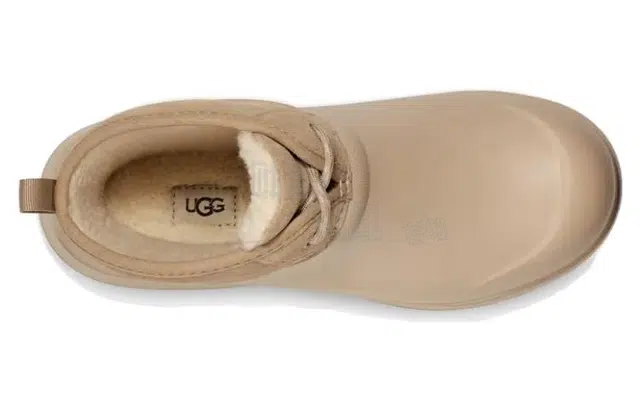 UGG