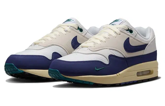 Nike Air Max 1 Premium