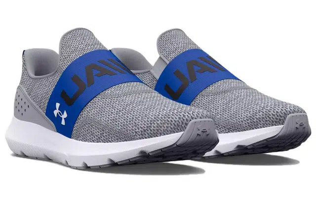 Under Armour Surge 3