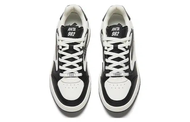 Anta 982