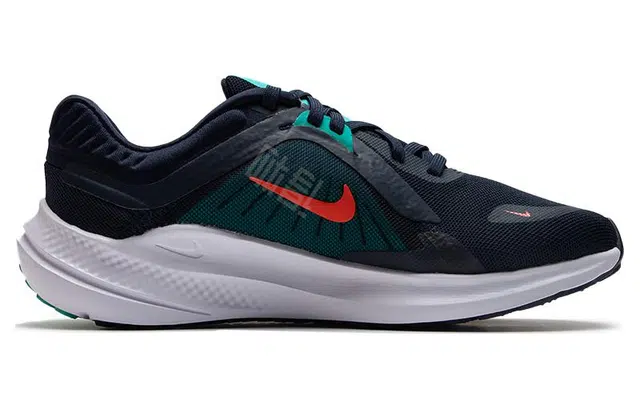 Nike Quest 5