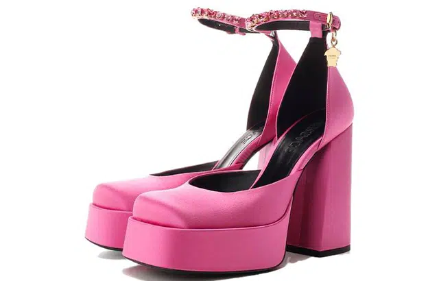 VERSACE