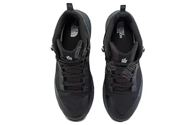 THE NORTH FACE