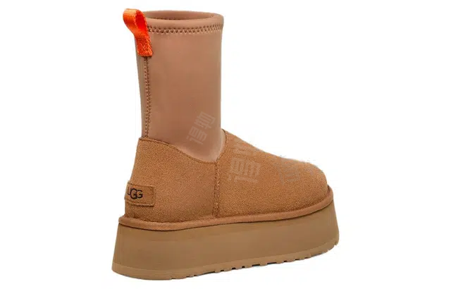 UGG