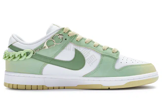 Nike Dunk Low 811