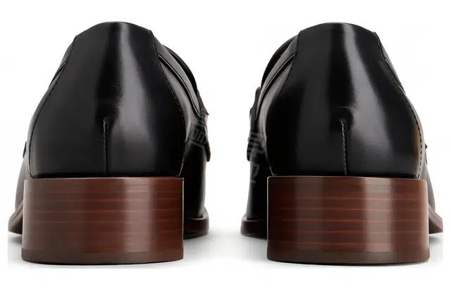 TOD'S T