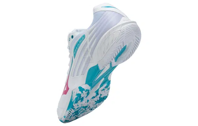 Mizuno Wave Claw 2