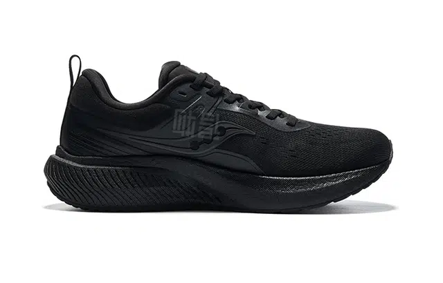 Saucony Surge 2 RUNSHIELD