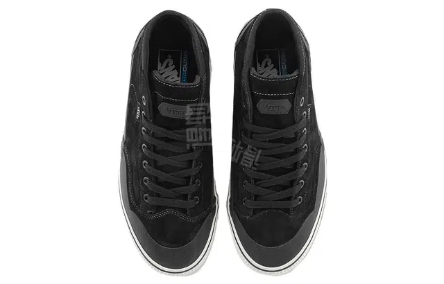 Vans Mte