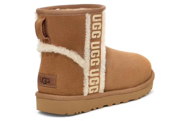 UGG CLASSIC MINI