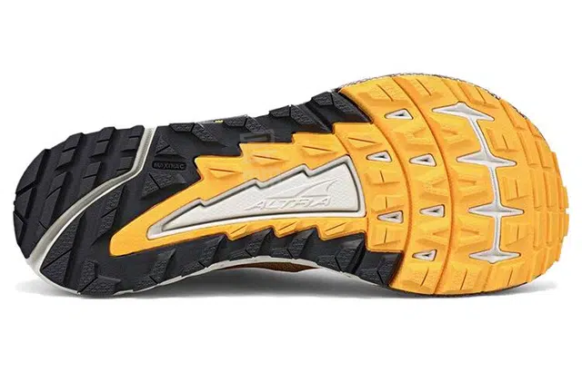Altra Timp 4