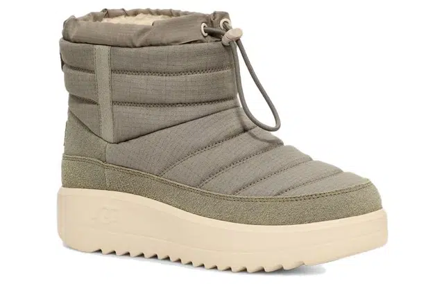 UGG