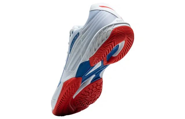 Mizuno Wave Claw 2