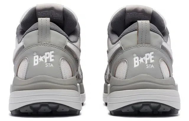 A BATHING APE Trail Sta