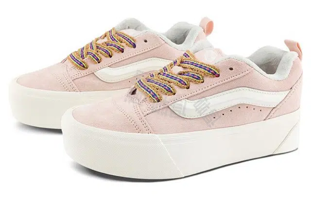 Vans Knu Stack