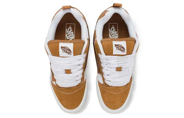 Vans Knu Skool
