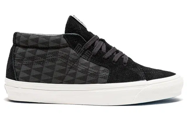 Pilgrim x Vans SK8 83 DX