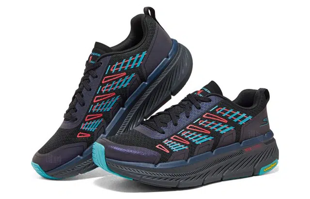 Skechers Max Cushioning Premier