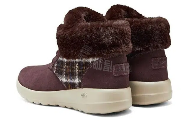 Skechers