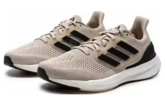 adidas Pureboost 23