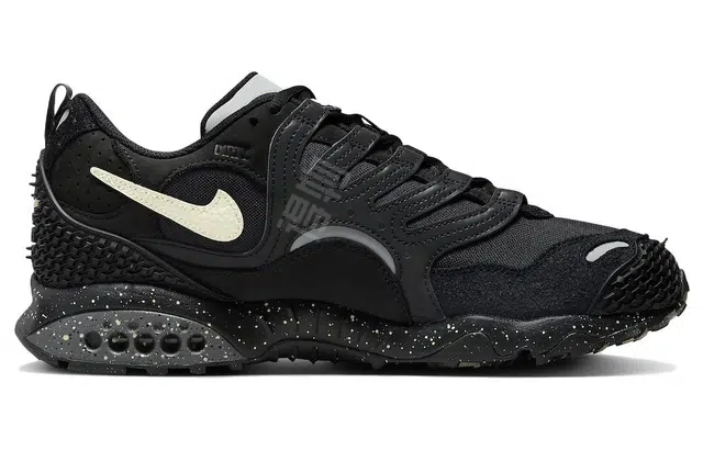 UNDEFEATED x Nike Air Terra Humara